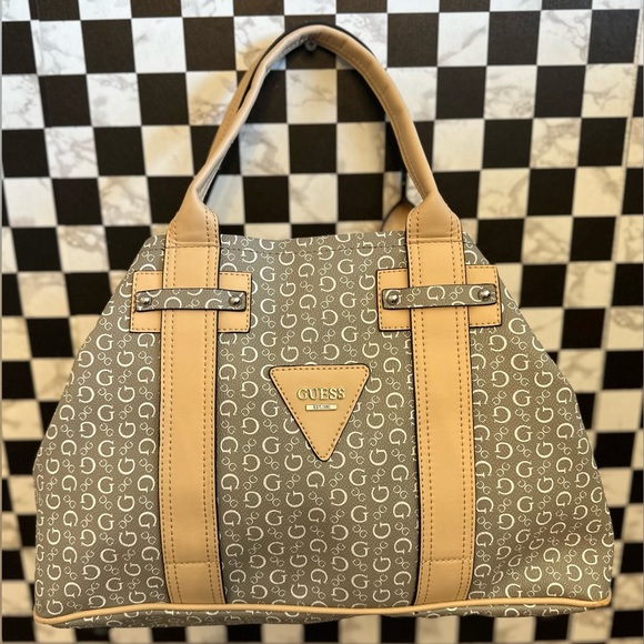 NEW Guess Monogram logo Tote Bag, Large. Gray & Cream - Picture 8 of 16